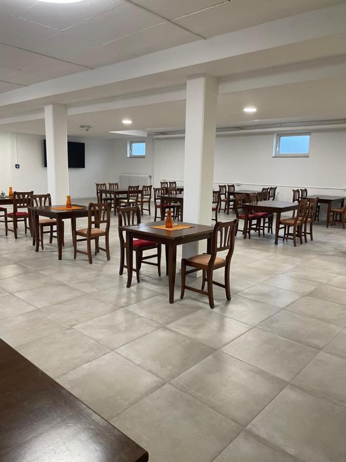 Gastpark Hotel Манчинг Екстериор снимка
