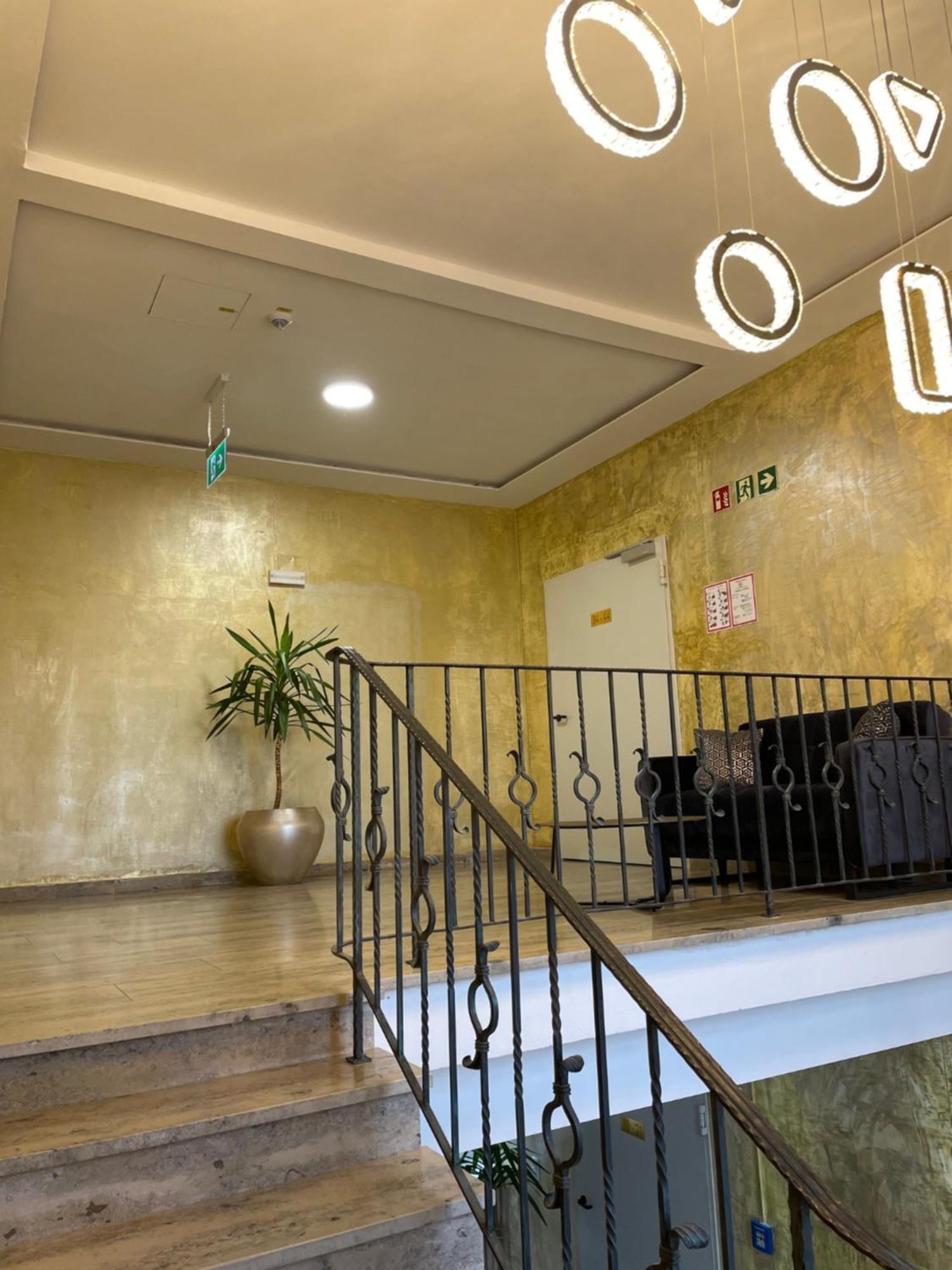Gastpark Hotel Манчинг Екстериор снимка