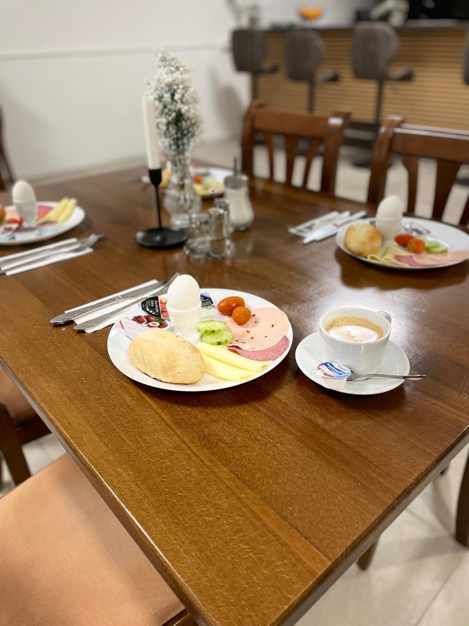 Gastpark Hotel Манчинг Екстериор снимка